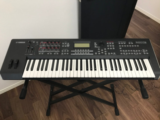 YAMAHA mox6 シンセサイザー　（スタンド・ソフトケース付）