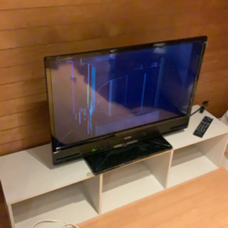 【画面割れ】REAL 三菱　32型テレビ