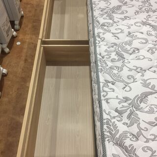 Serta（サータ）クイーンベッド　の画像