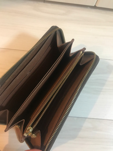 LOUIS VUITTON 財布