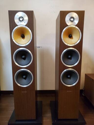トールボーイスピーカー[２本セット]  Bowers \u0026 Wilkins(B\u0026W) CM9 定価40万円