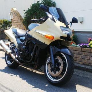 Kawasaki ZZR1100