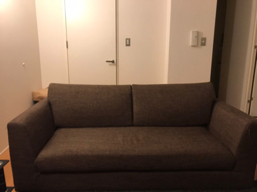 カウチソファーになります。