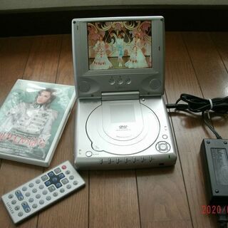  5.6インチ　７インチ液晶ポータブルDVDプレーヤー２台セット