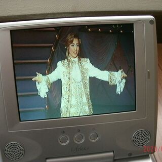  5.6インチ　７インチ液晶ポータブルDVDプレーヤー２台セットの画像