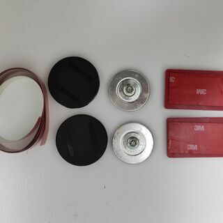 自転車　自動車　テールライト　反射鏡　多数　反射テープの画像