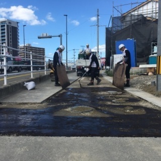 アスファルト舗装の画像