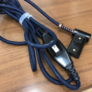 楕円形テーブル☆家具調コタツ☆テーブルはしっかり固定できます！の画像