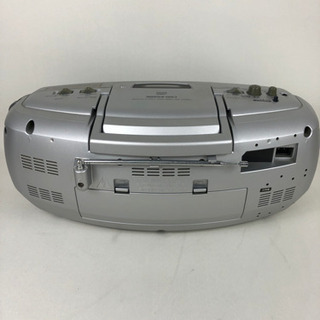 CD・ラジオ・カセットばっちり聴けます‼️ポータブルラジカセ⭐️アウトドアにも☆の画像