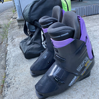 スキーブーツ