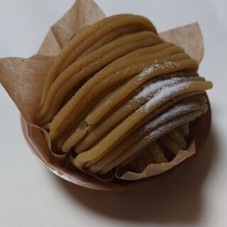 一緒にモンブランを食べませんか？