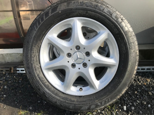 ベンツ　純正タイヤ　4本セット　ほぼ新品