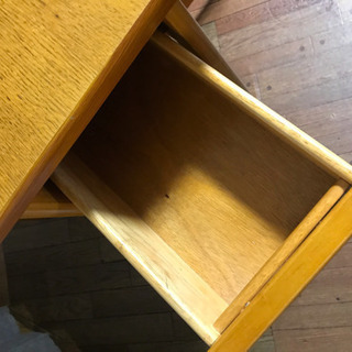 伸長式　机の画像