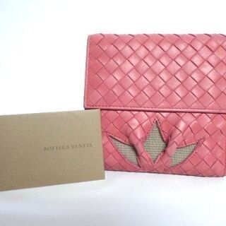 ＢＯＴＴＥＧＡ　ＶＥＮＥＴＡ　ボッテガヴェネタ　ピンク/レザー折財布（14Ｄ-7） 