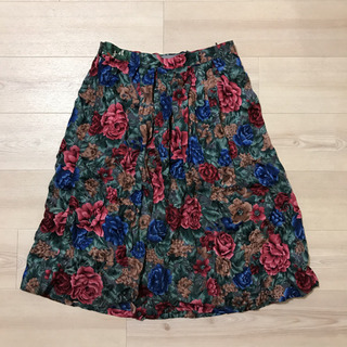 花柄スカート