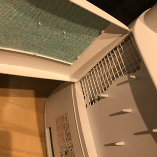 SHARP 加湿セラミックファンヒーター　HX-G120-Wの画像