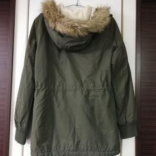 【日本未販売】Levi'sリーバイス　モッズコード　カーキ色　S/Mの画像