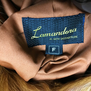 Lamandora 婦人用コートの画像