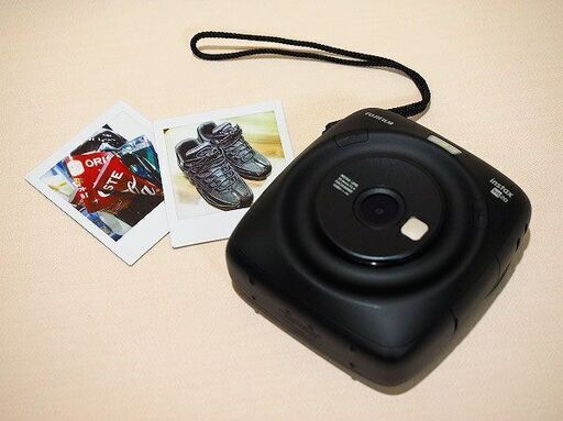 【苫小牧バナナ】FUJIFILM/富士フイルム “チェキスクエア” instax SQUARE SQ20 インスタントカメラ チェキ フィルム付き ブラック ♪