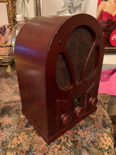 中古アンティーク風ラジオ