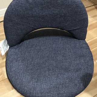 座椅子　リクライニング　ニトリ　1000円