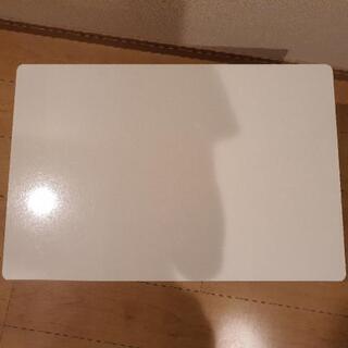 折りたたみテーブル 0円の画像