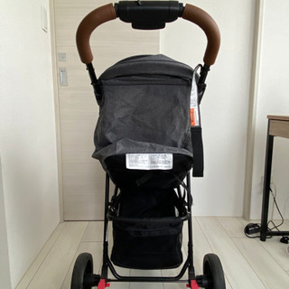オーストラリア発　ベビーカー3輪の画像