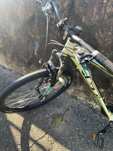 マウンテンバイク　自転車　アグレッサー