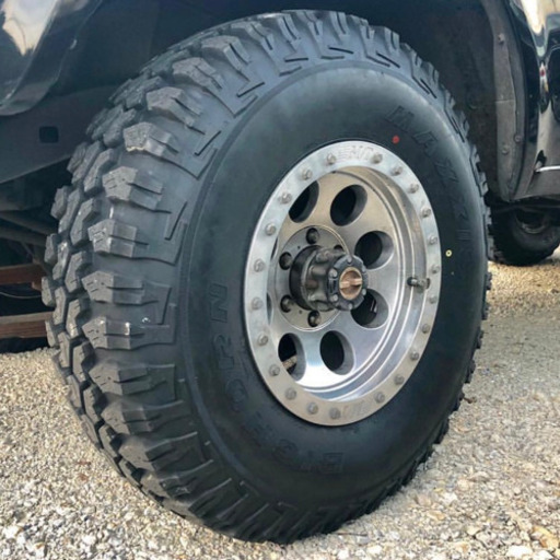 中古MTタイヤ　（ランクル　ジムニー　ジープ）255\85\16