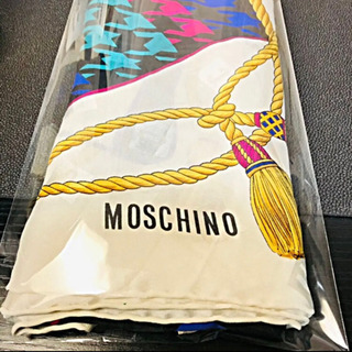 モスキーノ シルク スカーフ 大判 MOSCHINO シルク100%の画像