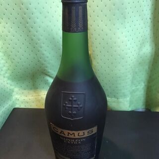 未開栓 コニャック CAMUS NAPOLEON EXTRA LA GRAND MARQUE カミュ ナポレオン エクストラ 700ml 40％ 古酒 箱なしの画像