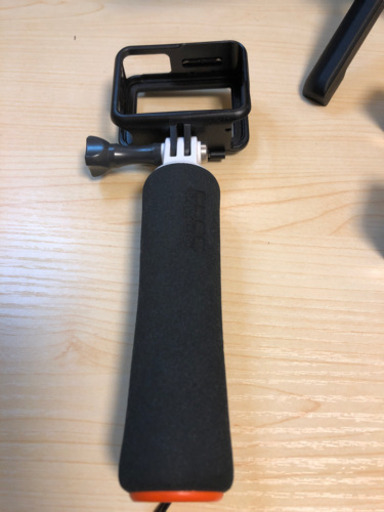 ゴープロ5 GoPro と付属品１つ　