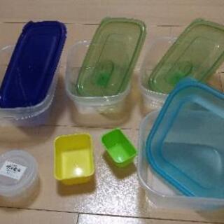 タッパー 全て0円