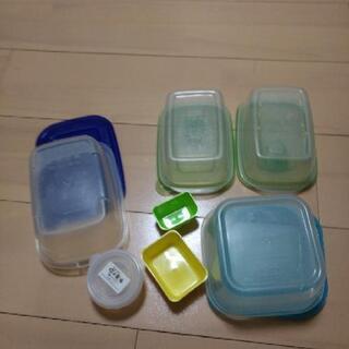 タッパー 全て0円の画像