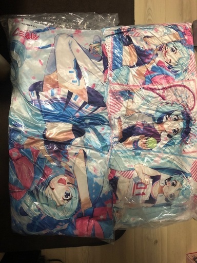 初音ミクのロングクッション