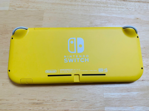 Nintendo Switch ライト 綺麗です。