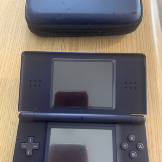 ニンテンドーDS +カセット差し上げます。
