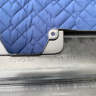 ハイエース200系5型S-GLリアバンパー純正品070パールの画像