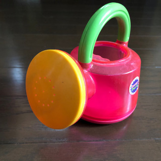 【あげます】中古品) 水遊びセット(シャボン玉、水鉄砲、ジョウロ)の画像