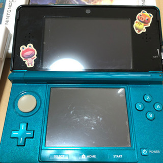 値下げ★3ds本体とカセット5種類の画像