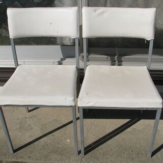ダイニングチェア・ホワイト2客・差し上げます！