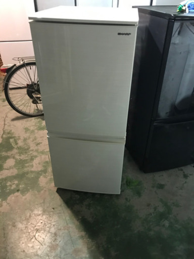 JH01210 SHARPノンフロン冷蔵庫 SJ-D14F-W