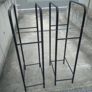 タイヤラック　タイヤスタンド　スリムタイプ　キャスター4個付き