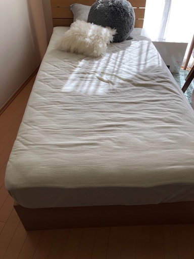 状態良好　ニトリ収納付きシングルベッド(マット付き)