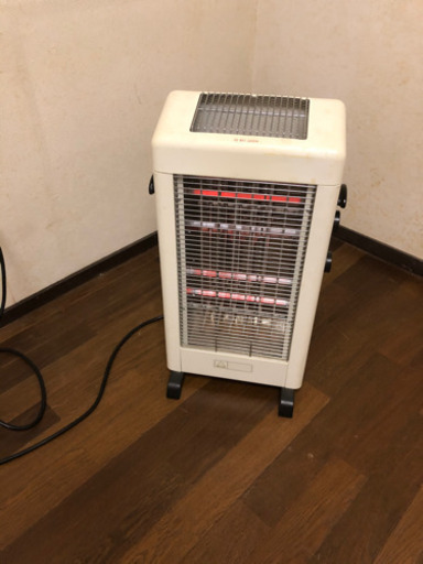 電気ストーブ　セラヴィ　２ℹ︎n１ヒーター