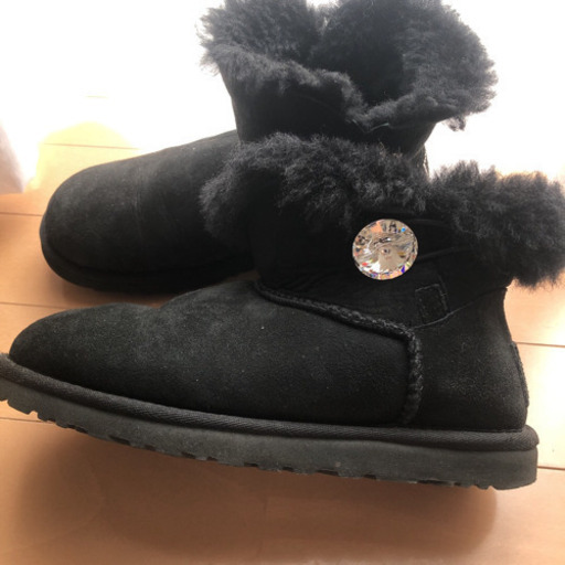 UGGショートムートンブーツ