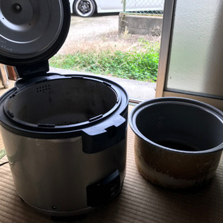 業務用炊飯器　タイガー2升釜