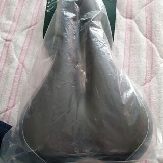 新品未開封Fogliaサドルの画像