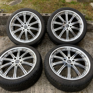 19インチ　フーガ　225/40ZR19 の画像