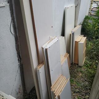 材木　DIYにいかがですか？